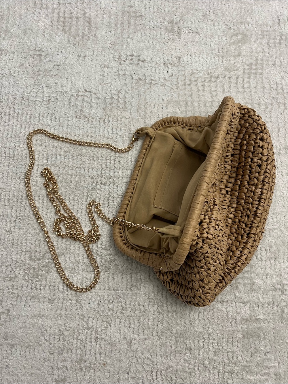 Woven Straw Chain-Handle Shoulder Bag in Tan - Picture 2 of 3